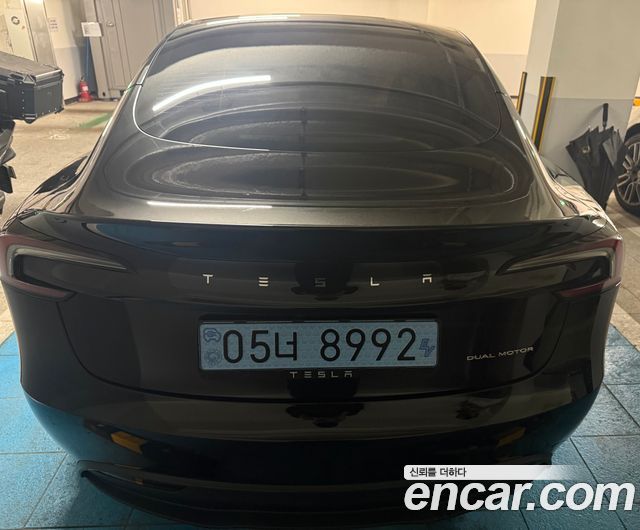 Tesla Model 3 Long Range AWD - фото 3