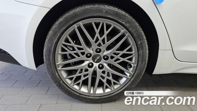 Genesis G70 Новый Gasoline 2.0T 4WD - фото 4