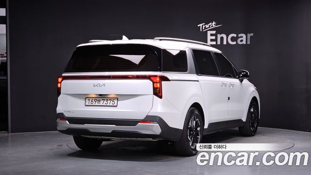 Kia Carnival Новый 4-го поколения 9-Seater Prestige - фото 1