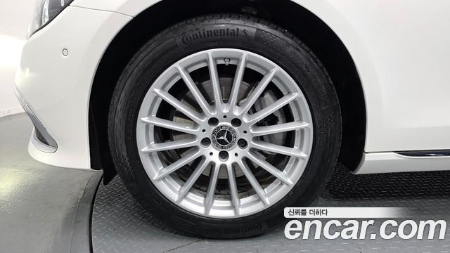 Mercedes-Benz E-Class W213 E250 Exclusive - фото 4