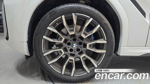 BMW X6 G06 xDrive40i M Sport - фото 4