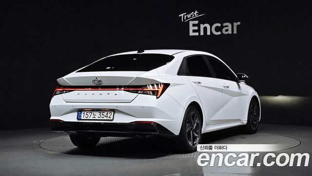 Hyundai Avante CN7, гибрид Inspiration - фото 1