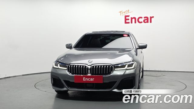 BMW 5-Series G30 530i M Sport Package - фото 2