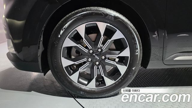 Kia Carnival 4-го поколения 9-Seater Signature - фото 4