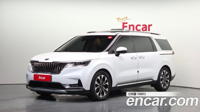 Kia Carnival 4-го поколения 7-Seater Signature - фото 0