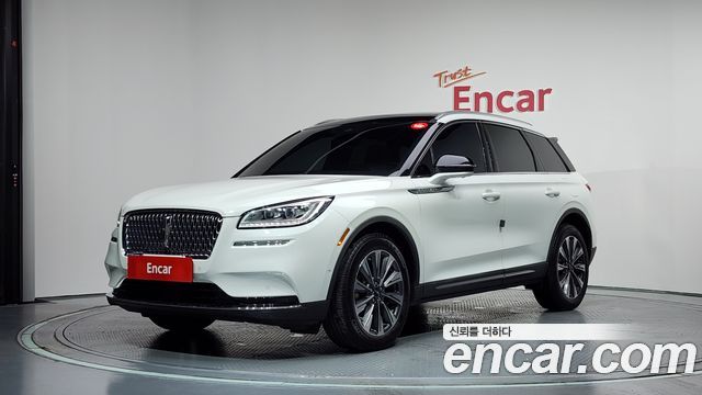 Lincoln Corsair 2.0 Reserve AWD - фото 0