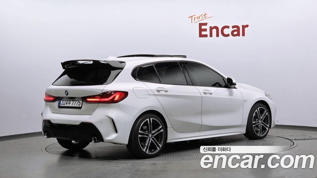 BMW 1-Series F40 118d M Sport - фото 1