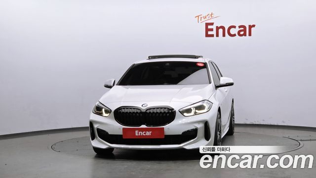 BMW 1-Series F40 118d M Sport - фото 2