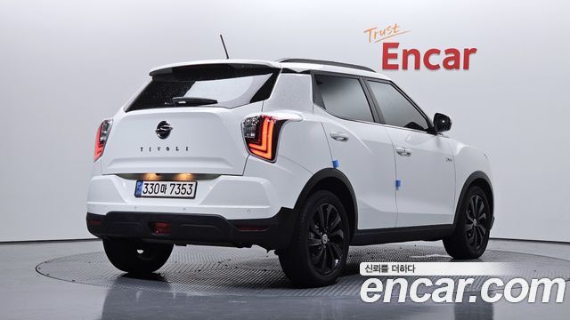SsangYong Tivoli Gasoline 1.5 2WD UPBEAT - фото 1