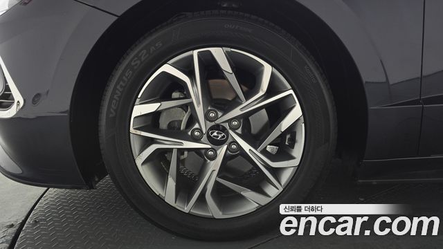 Hyundai Sonata DN8 2.0 Premium - фото 3