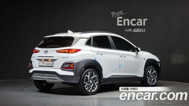 Hyundai Kona гибрид Premium Special - фото 1