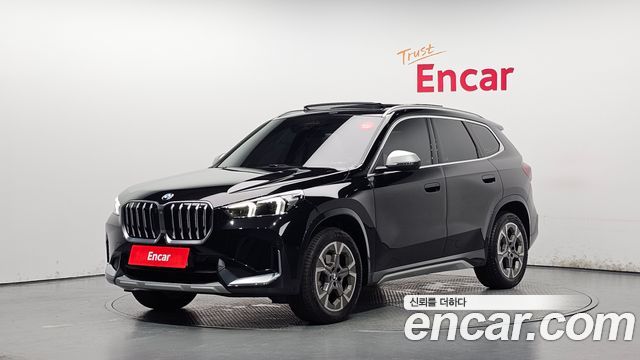 BMW X1 U11 xDrive 20i xLine - фото 0
