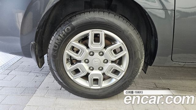 Hyundai Staria Cargo 3-Seater Modern - фото 4