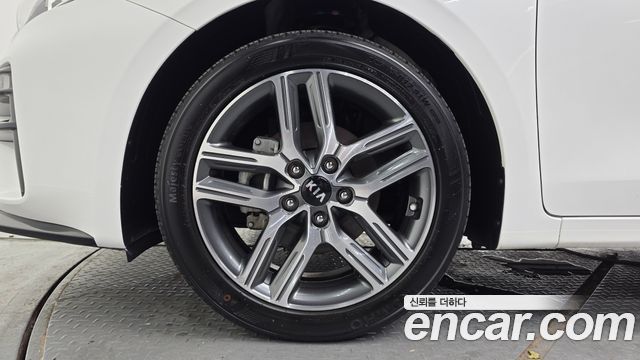Kia K3 Совершенно новый Luxury - фото 4