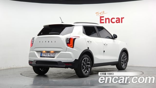 SsangYong Tivoli Новый 1.6 2WD V3 - фото 1
