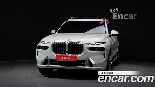 BMW X7 G07 xDrive 40i Design Pure Excellence 7-Seater - фото 2