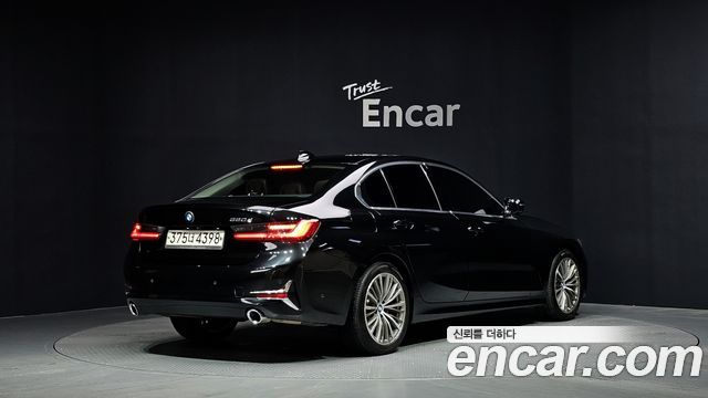 BMW 3-Series G20 320d Luxury - фото 1