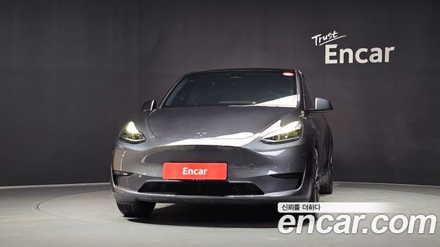Tesla Model Y RWD - фото 2