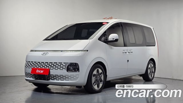 Hyundai Staria 4WD Tourer 9-Seater Modern - фото 0