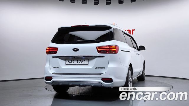 Kia Carnival Новый Gasoline 7-Seater Limousine President - фото 3