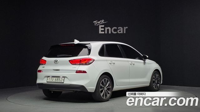 Hyundai i30 PD 1.4 Turbo Premium - фото 1