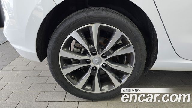 Hyundai i30 PD 1.4 Turbo Premium - фото 4