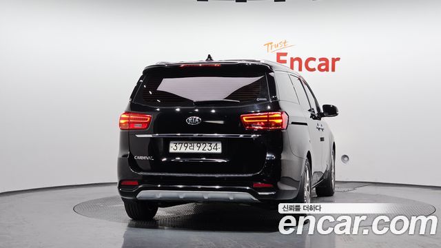 Kia Carnival Новый 9-Seater Noblesse Special - фото 3