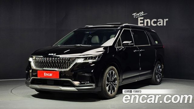Kia Carnival 4-го поколения 7-Seater Signature - фото 0
