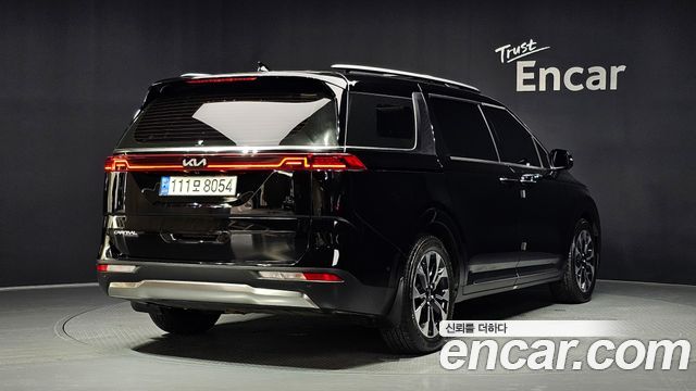 Kia Carnival 4-го поколения 7-Seater Signature - фото 1