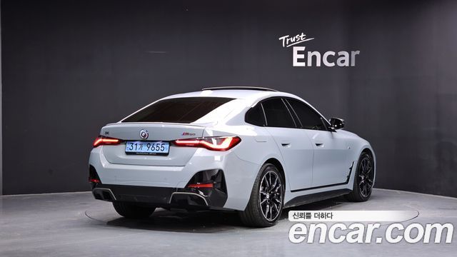 BMW i4 M50 - фото 0
