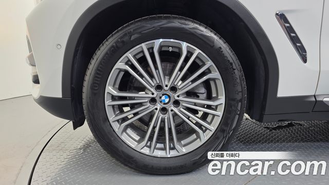 BMW X3 G01 xDrive 20i Luxury - фото 4