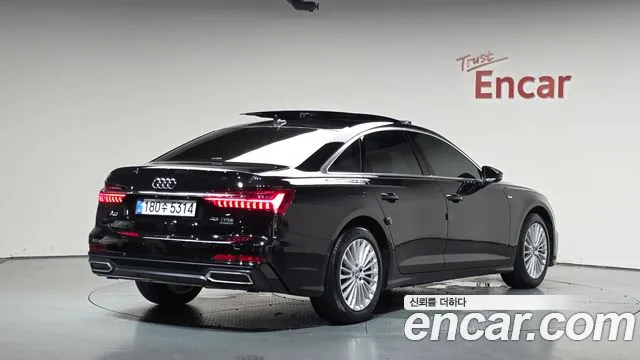 Audi A6 C8 45 TFSI Quattro Premium - фото 0