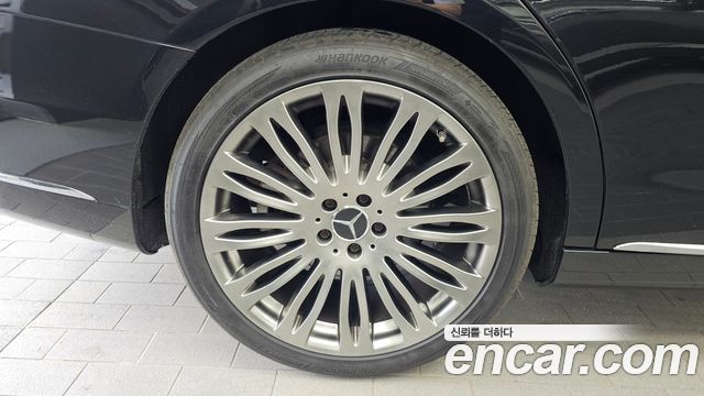 Mercedes-Benz S-Class W222 S560L 4MATIC - фото 4