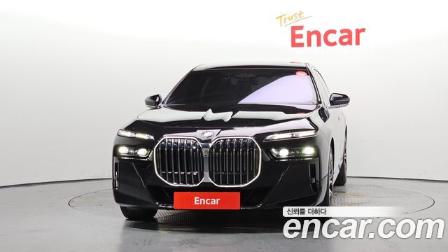 BMW 7-Series G70 740d xDrive M Sport - фото 2