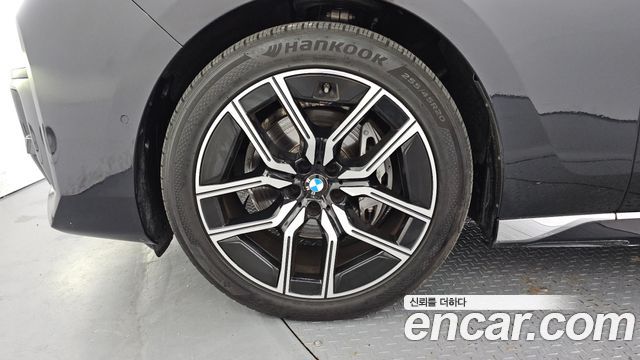 BMW 7-Series G70 740d xDrive M Sport - фото 4