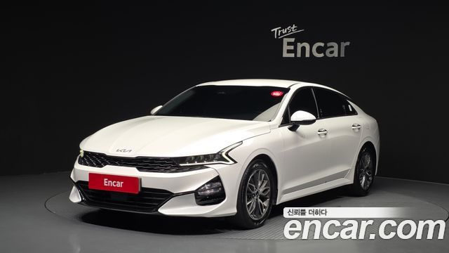 Kia K5 3-го поколения 2.0 LPI(Renter car) Trandy - фото 0