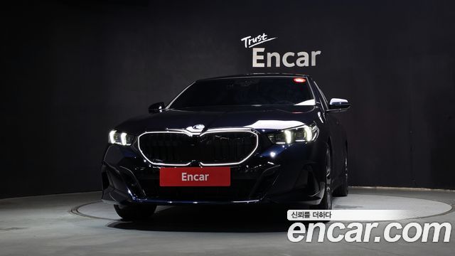 BMW 5-Series G60 520i M Sport - фото 2