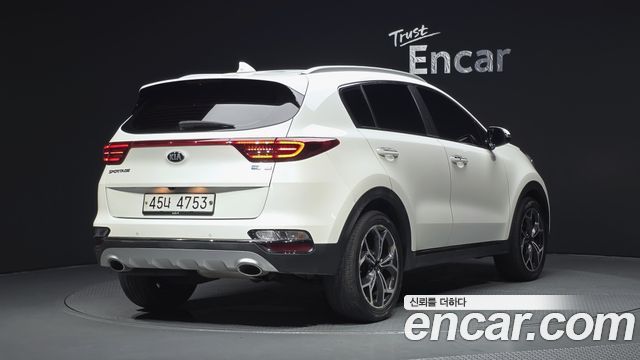 Kia Sportage Diesel 2.0 2WD Noblesse - фото 1
