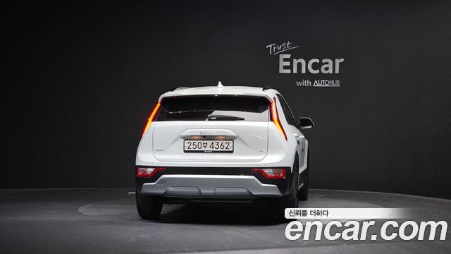 Kia Niro Совершенно новый Trendy - фото 2