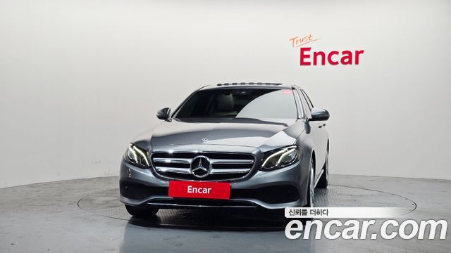 Mercedes-Benz E-Class W213 E200 Avantgarde - фото 2