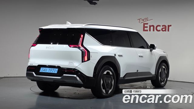 Kia EV9 Long Range 2WD Earth - фото 0