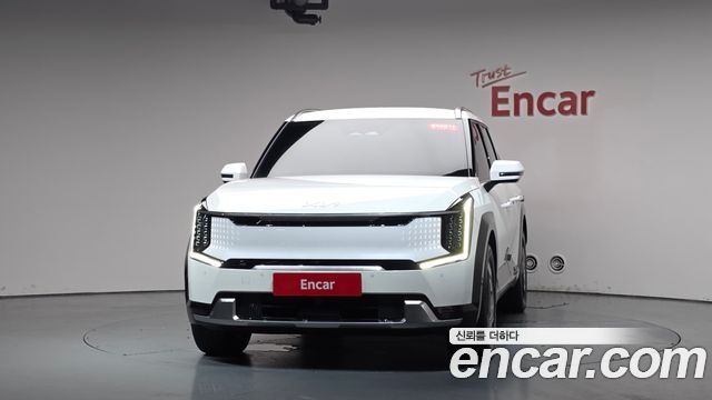 Kia EV9 Long Range 2WD Earth - фото 1