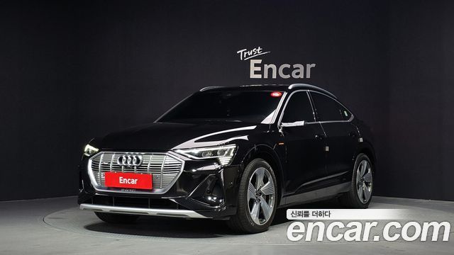 Audi e-tron 55 Quattro Sportback - фото 0