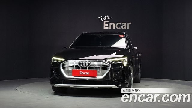 Audi e-tron 55 Quattro Sportback - фото 2