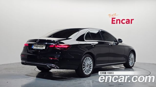 Mercedes-Benz E-Class W213 E250 Exclusive - фото 1
