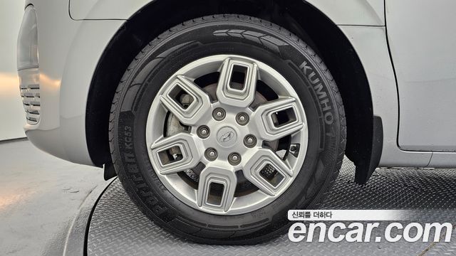 Hyundai Staria Tourer 11-Seater Modern - фото 4