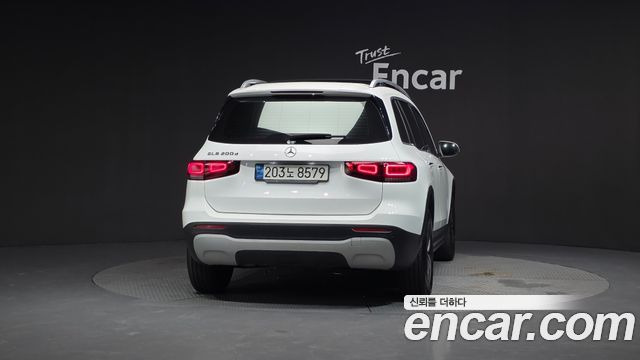 Mercedes-Benz GLB-Class X247 GLB200 d - фото 3