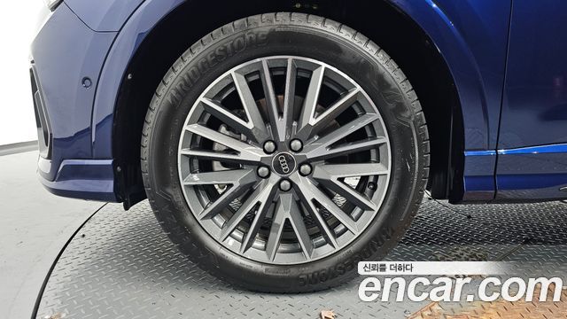 Audi Q3 F3 40 TFSI Quattro Premium - фото 3