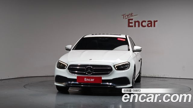 Mercedes-Benz E-Class W213 E250 Avantgarde - фото 1