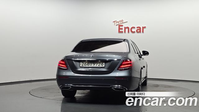 Mercedes-Benz E-Class W213 E300 Avantgarde - фото 3